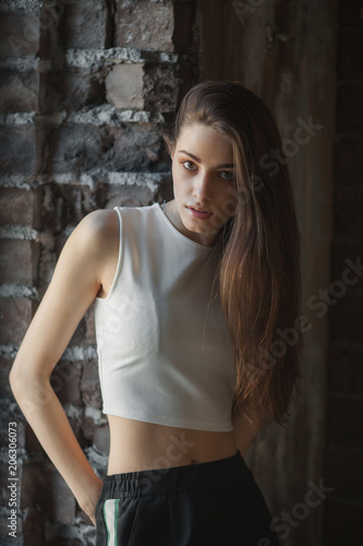 girl in the loft Studio © annmelnikova