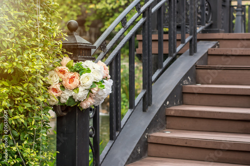 Flowers in the wedding of the couple.