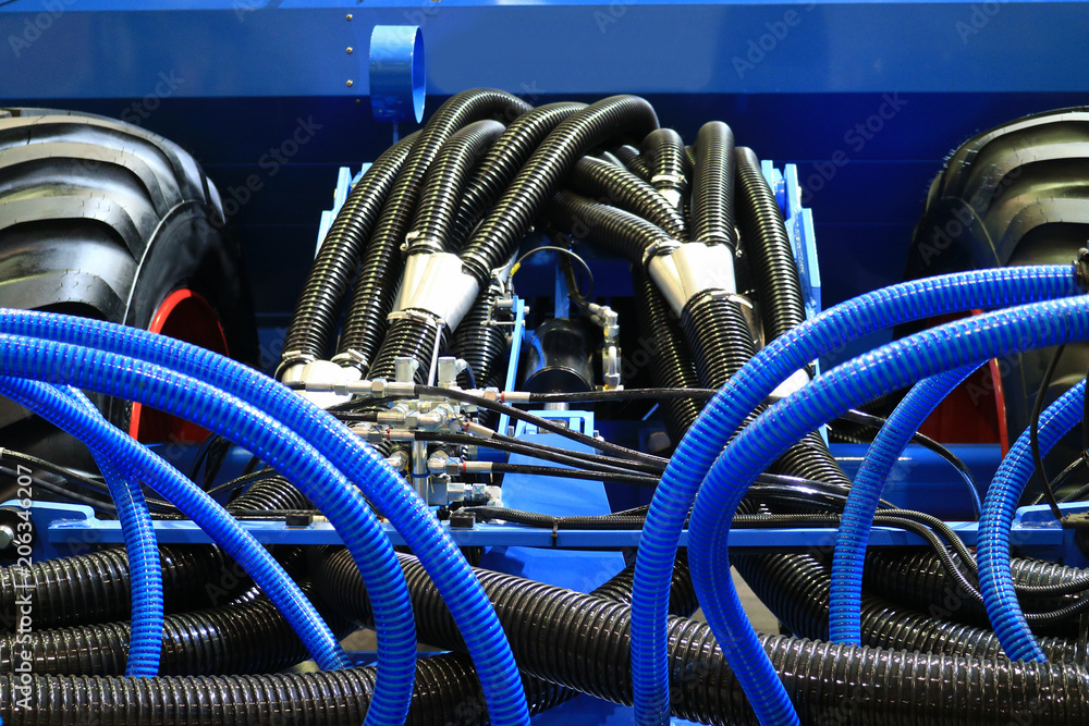 Seeder. The system of seed pile.