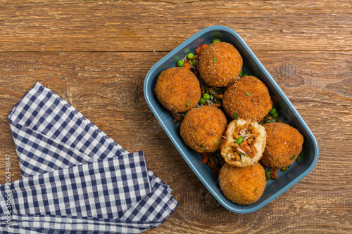 Rice balls with minced meat.