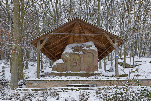 Römerdenkmal im Schnee
