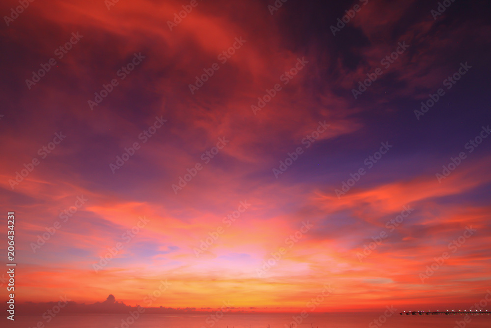 Fototapeta premium Beautiful sky at twilight time for background