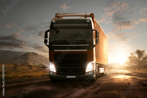 LKW auf Landstraße