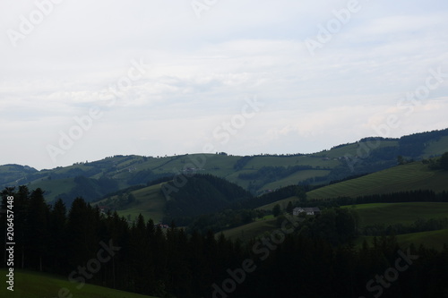 Spadenberg, Sturm, Unwetter, Regen, Gewitter, Plattenberg, Laussa, Wiese, Berg, Straße, Forstweg, Oberösterreich, Traunviertel, Steyr, Steyr Land, Wiese, Feld, grün photo