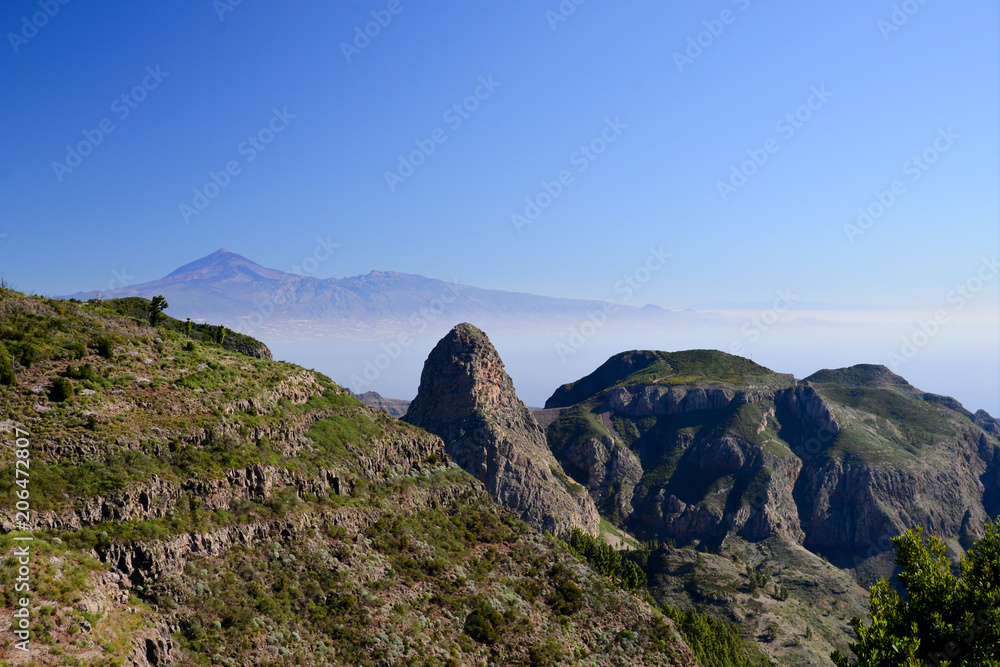 Fototapeta premium La Gomera: Roque de Agando, Roque de la Zarcita, Roque de Ojila 
