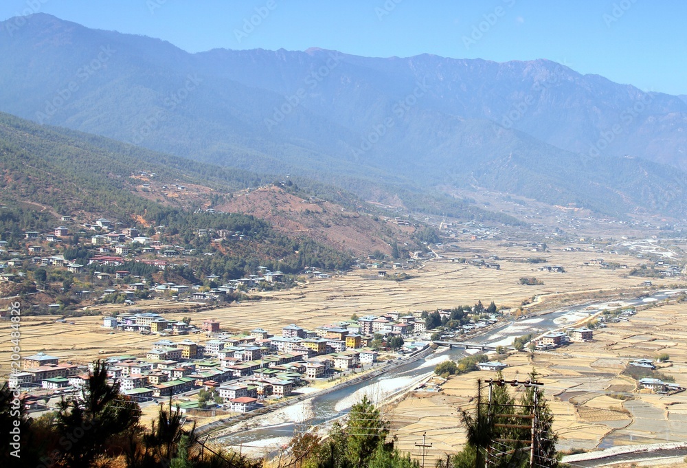 Φωτογραφία Aerial view of Paro City with colorful houses landscape near a river, Paro, Bhut