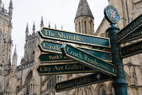 Directions to the Shamble from York Minster