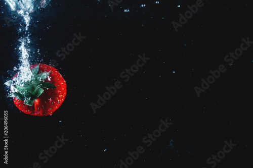 water, food, red, splash, vegetable, pepper, fresh, fruit, tomato, healthy, strawberry, drop, bubble, wet, isolated, ripe, black, green, liquid, nature, white, paprika, drink, aqua, falling