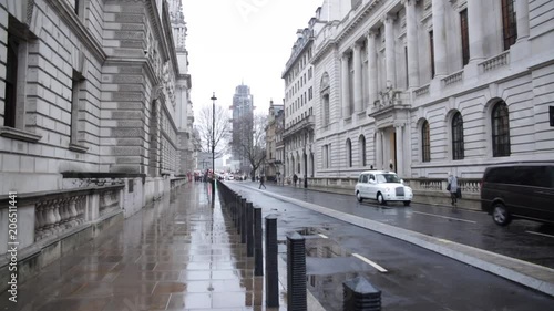 London, rain and taxis in England