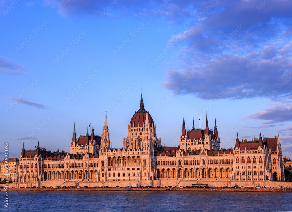 Fototapeta premium Parlament Országház in Budapest