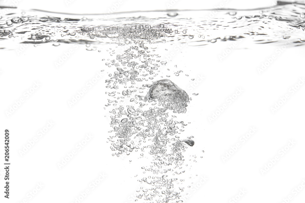 水中泡 水中泡