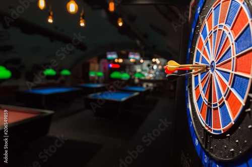 three darts in midle