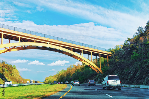Tableau sur toile Road and bridge on William Penn Highway in Springville
