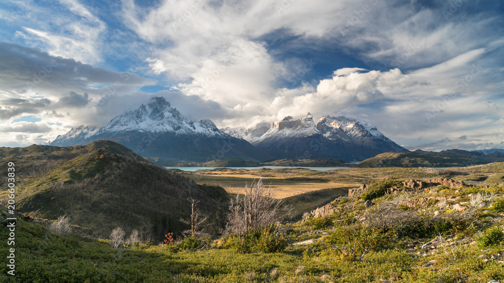 Lookout point of the mountain range of Torres del Paine