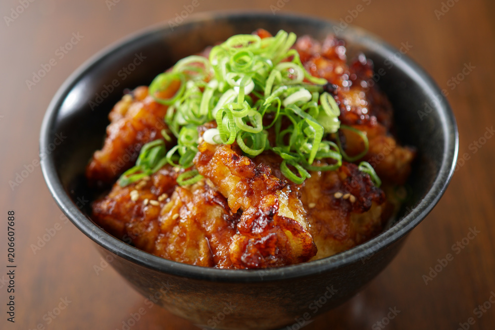 甘辛ダレのとり天丼