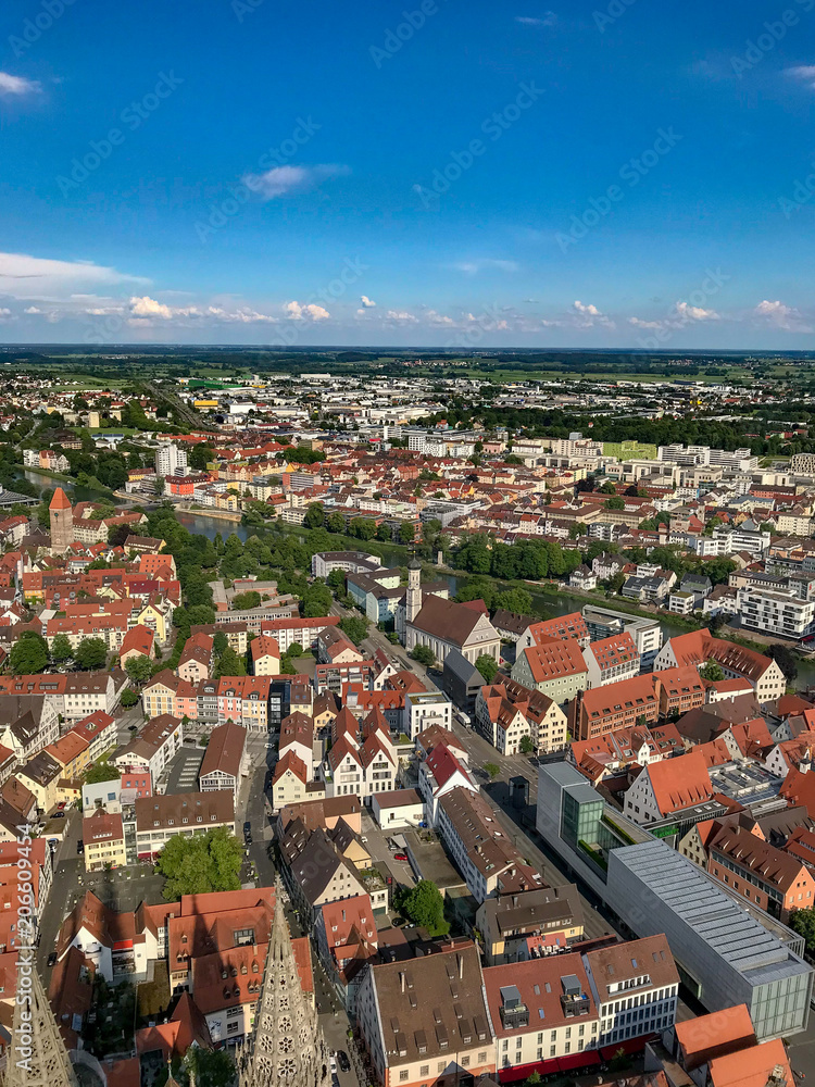 Obraz premium View over the inner city of stuttgart in germany under blue sky in spring