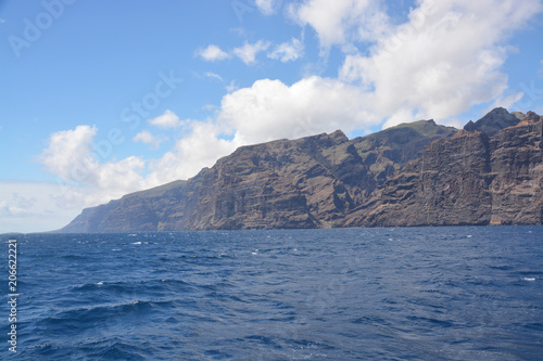 Acantilados en las costas de la isla de Tenerife
