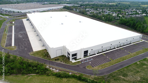 Aerial photo of warehouse and distribution centers near the Cincinnati Northern Kentucky International Airport