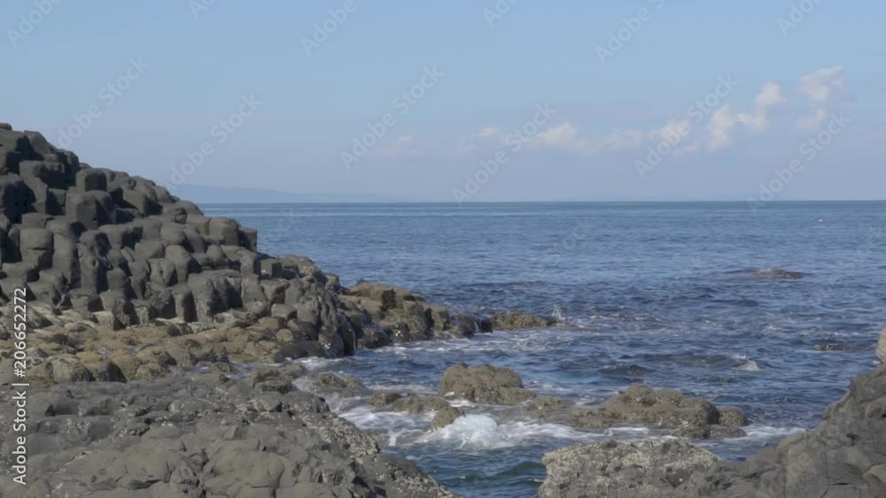 17698_The_rocks_on_the_coastal_area_in_Ireland.mp4 17698_The_rocks_on_the_coastal_area_in_Ireland.mp4