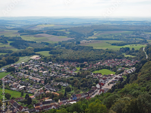 Gemeinde Tholey im Saarland - mit Benediktinerabtei - vom Schaumberg aus gesehen 