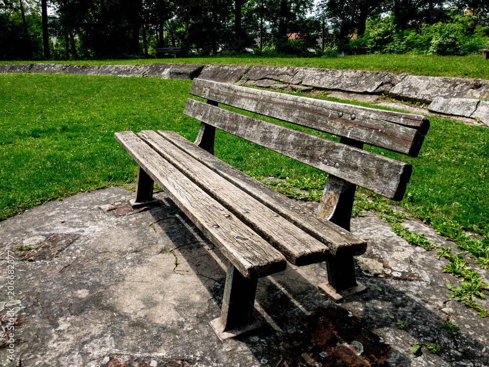 Old Bench in the Park Old Bench in the Park