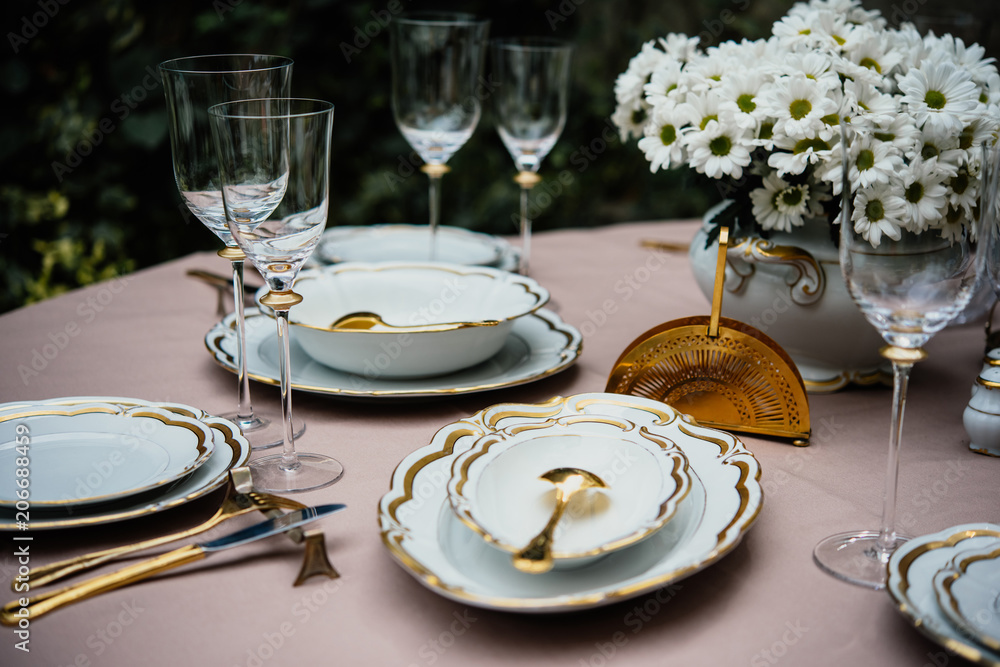 Served table Served table