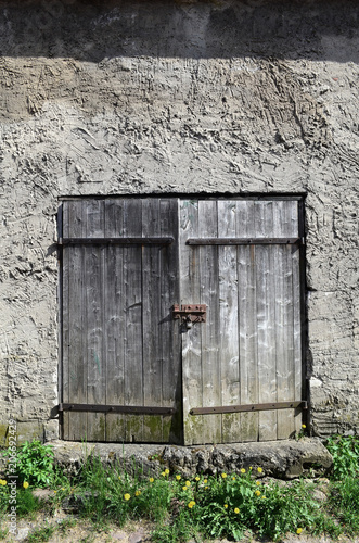 Fototapeta Naklejka Na Ścianę i Meble -  Old wooden doors