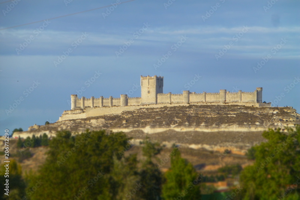Peñafiel,villa y pueblo de España en la provincia de Valladolid, en la comunidad autónoma de Castilla y León cercana a provincia de Burgos (España)