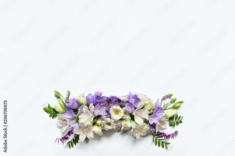 Obraz premium Flower arrangement of Alstroemeria, eustoma on a white background.