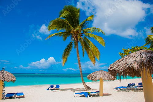 Canvastavla Holguin, Cuba, Playa Esmeralda