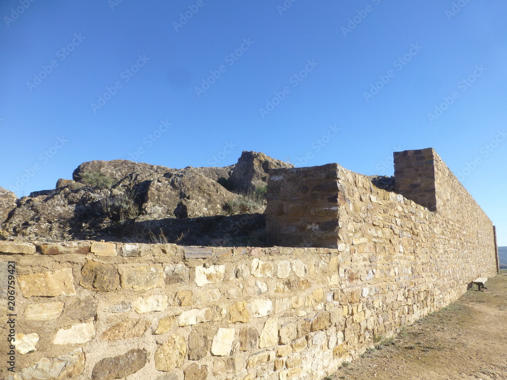 Bílbilis, ciudad prerromana y romana de la península ibérica situada a orillas del río Jalón, en la localidad de Huérmeda, a escasos kilómetros de Calatayud en Aragon (España)