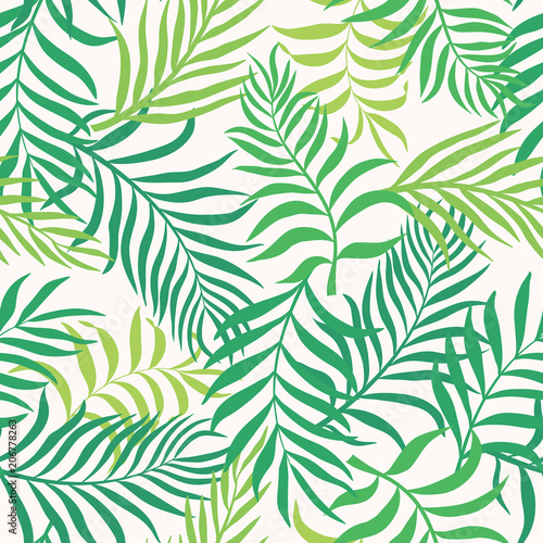 Tropical background with palm leaves. Seamless floral pattern. Summer vector illustration © bell1982