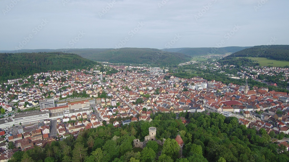 Rine Honberg in Tuttlingen in Süddeutschland in Europa aufgenommen mit einer Drone