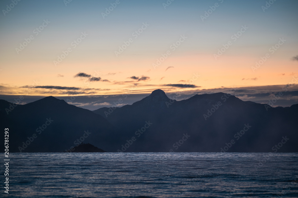  August sunrise at Villarrica lake