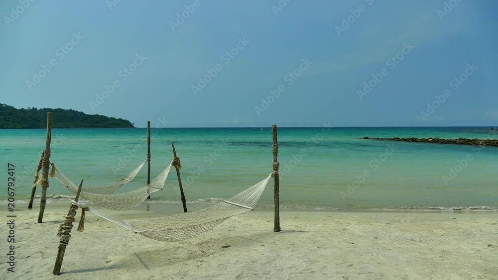 Empty hammock on the beach Empty hammock on the beach