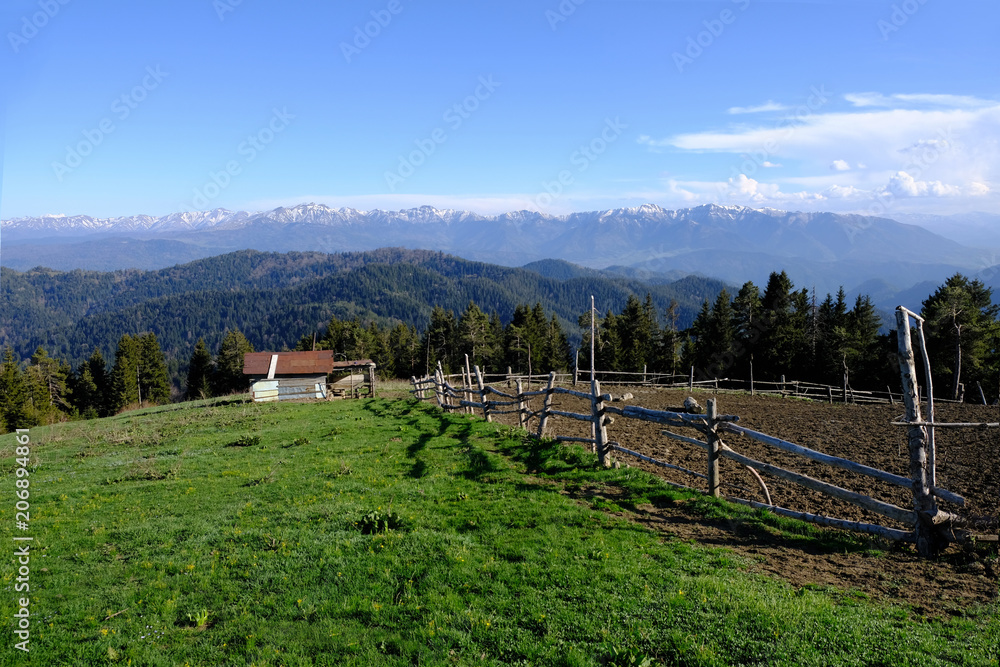 Gruzja, Park Narodowy Borjomi – Kharagauli - górski krajobraz,  punkt widokowy Lomis Mta 