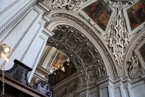cathedral architecture details