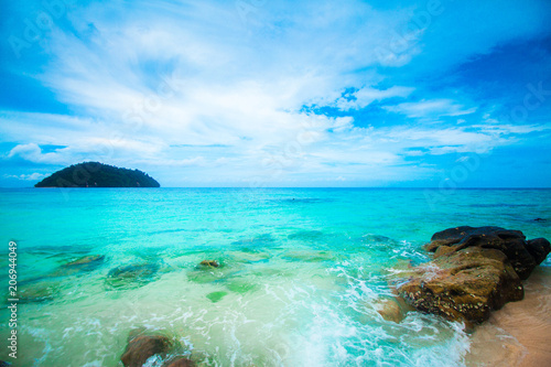 Blue green sea and sky