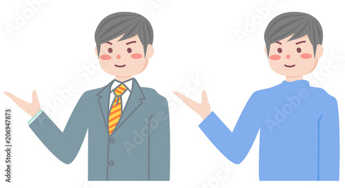 説明をする男性