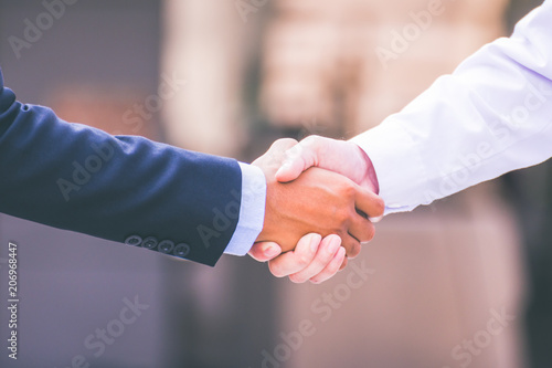 Businessmen making handshake. concept Successful businessmen