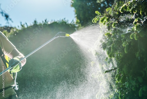Φωτογραφία Gardener Insecticide Job