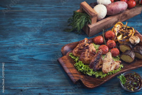 Grilled chicken meat with v...