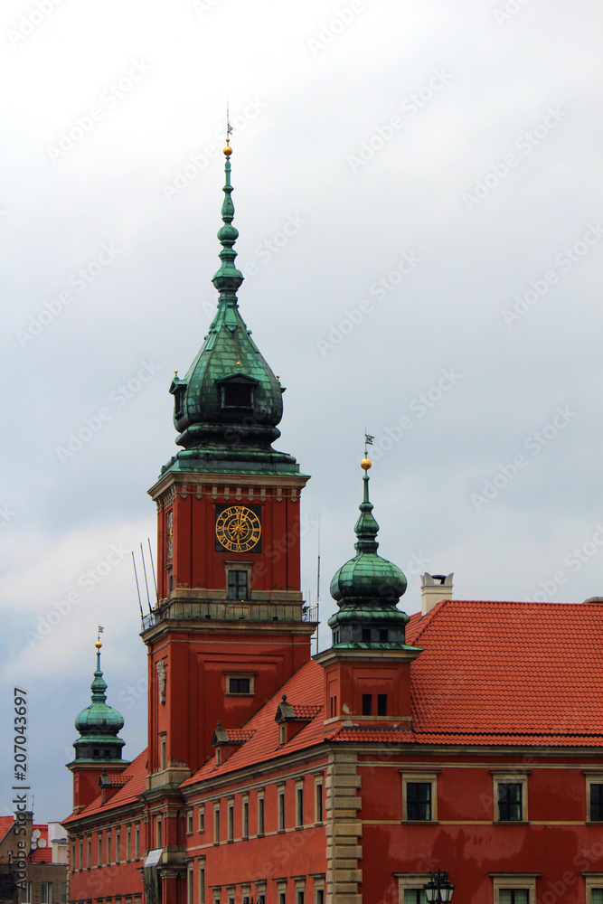 Fototapeta premium la vielle ville de Varsovie en Pologne