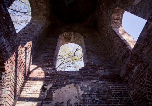 abandon church in Georgia 
 photo