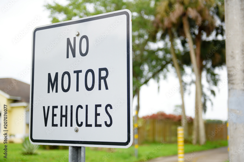 No motor vehicle sign