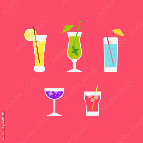 Set of alcohol cocktails and drinks in flat design.