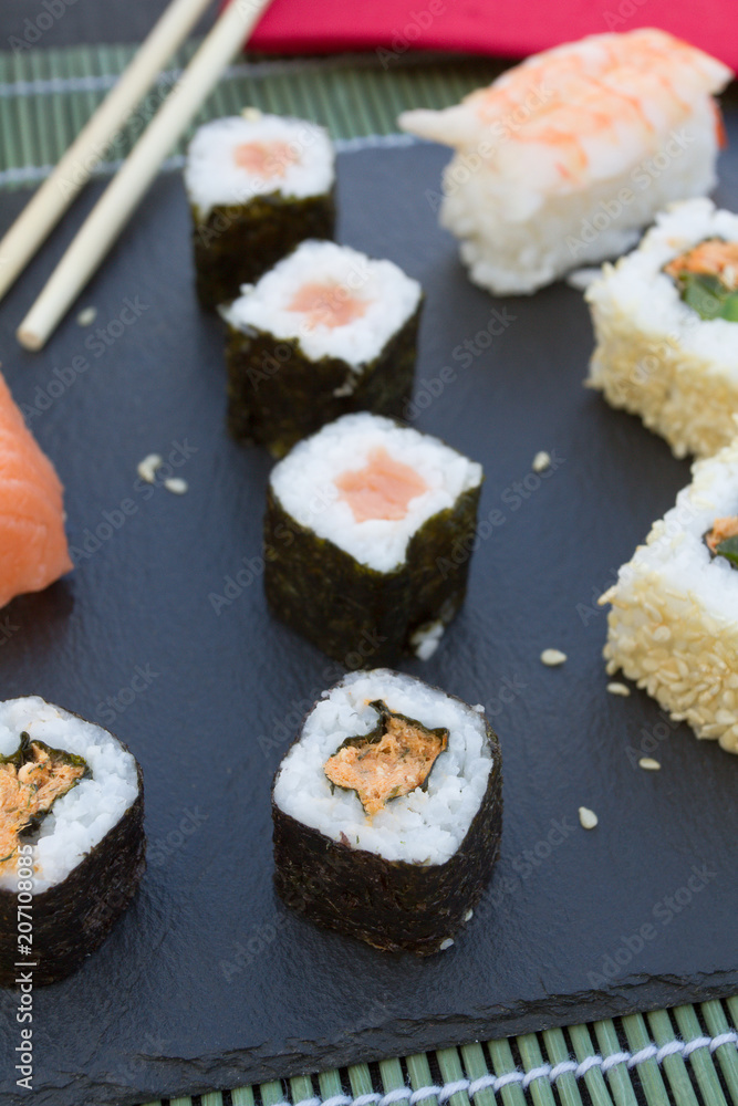 sushi sushi
