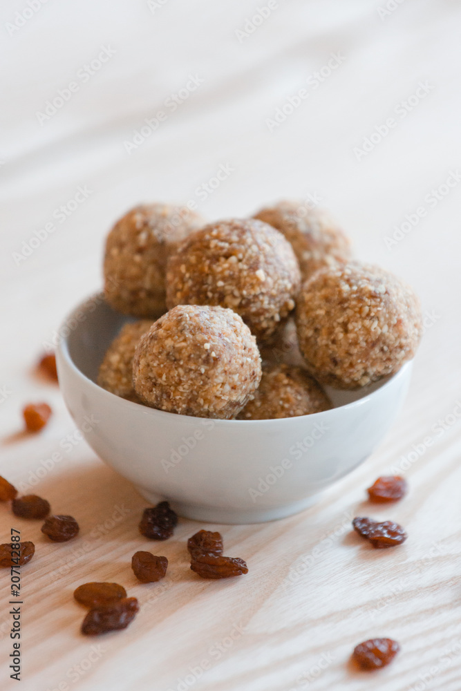 Organic Raw Energy Balls