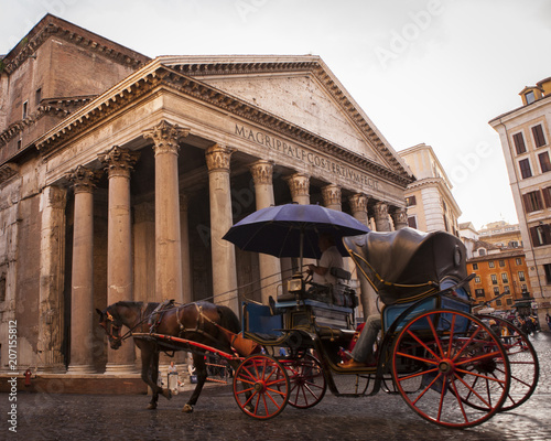 Obraz na płótnie carruaje y panteon w salonie