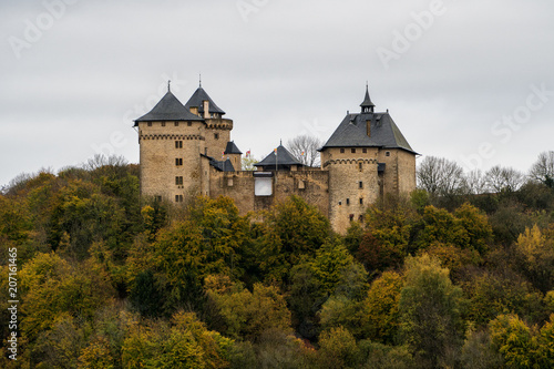 Château de Malbrouck..Malbrouck Castle..Burg Malbrouck.